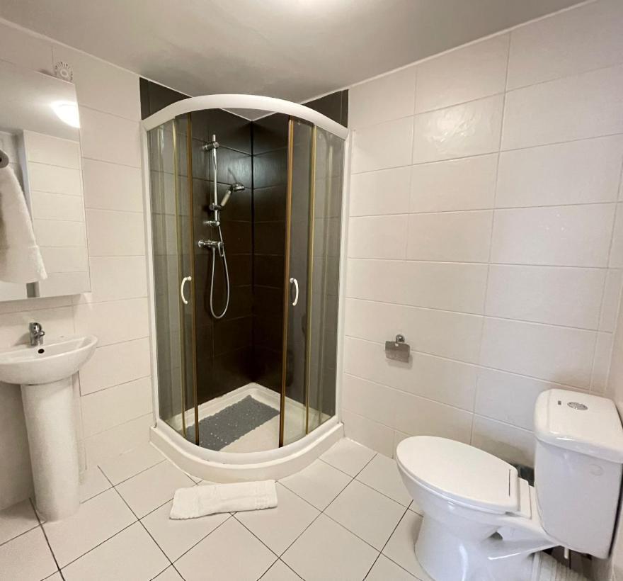 Captivating 1-Bed Apartment In London Kültér fotó